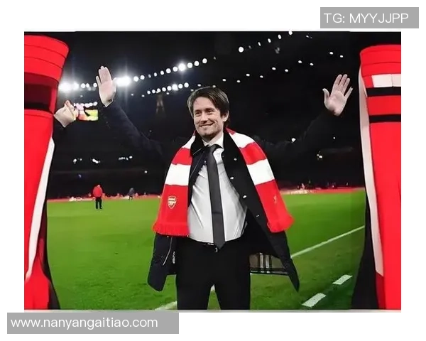 足球场上的枪手传奇他如何将进球与激情完美结合